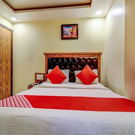 Hotel Sarthak Palace - By Pooja Hospitality New Delhi Extérieur photo