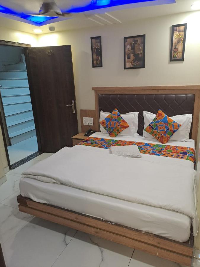Hotel Sarthak Palace - By Pooja Hospitality New Delhi Extérieur photo