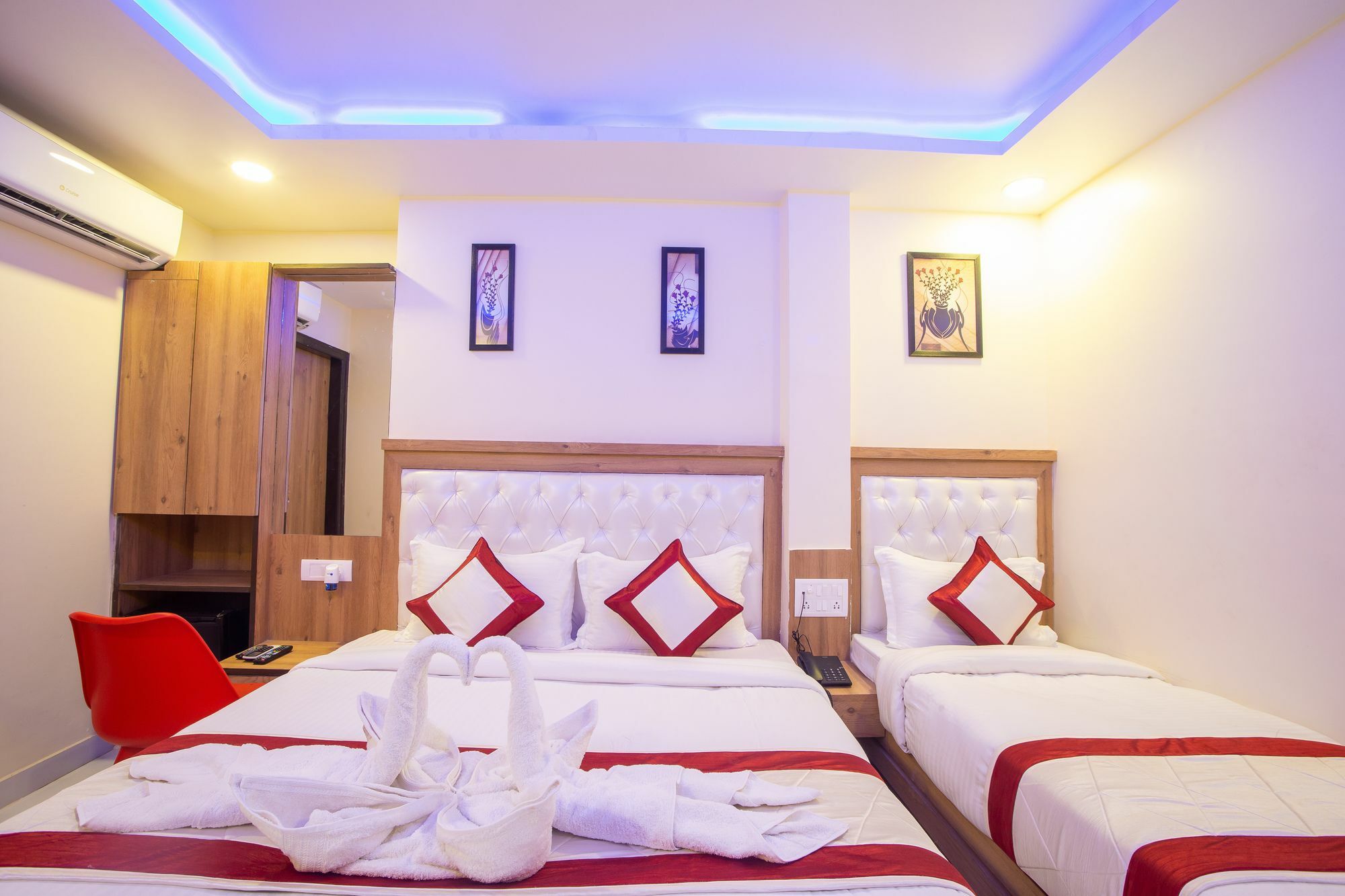 Hotel Sarthak Palace - By Pooja Hospitality New Delhi Extérieur photo