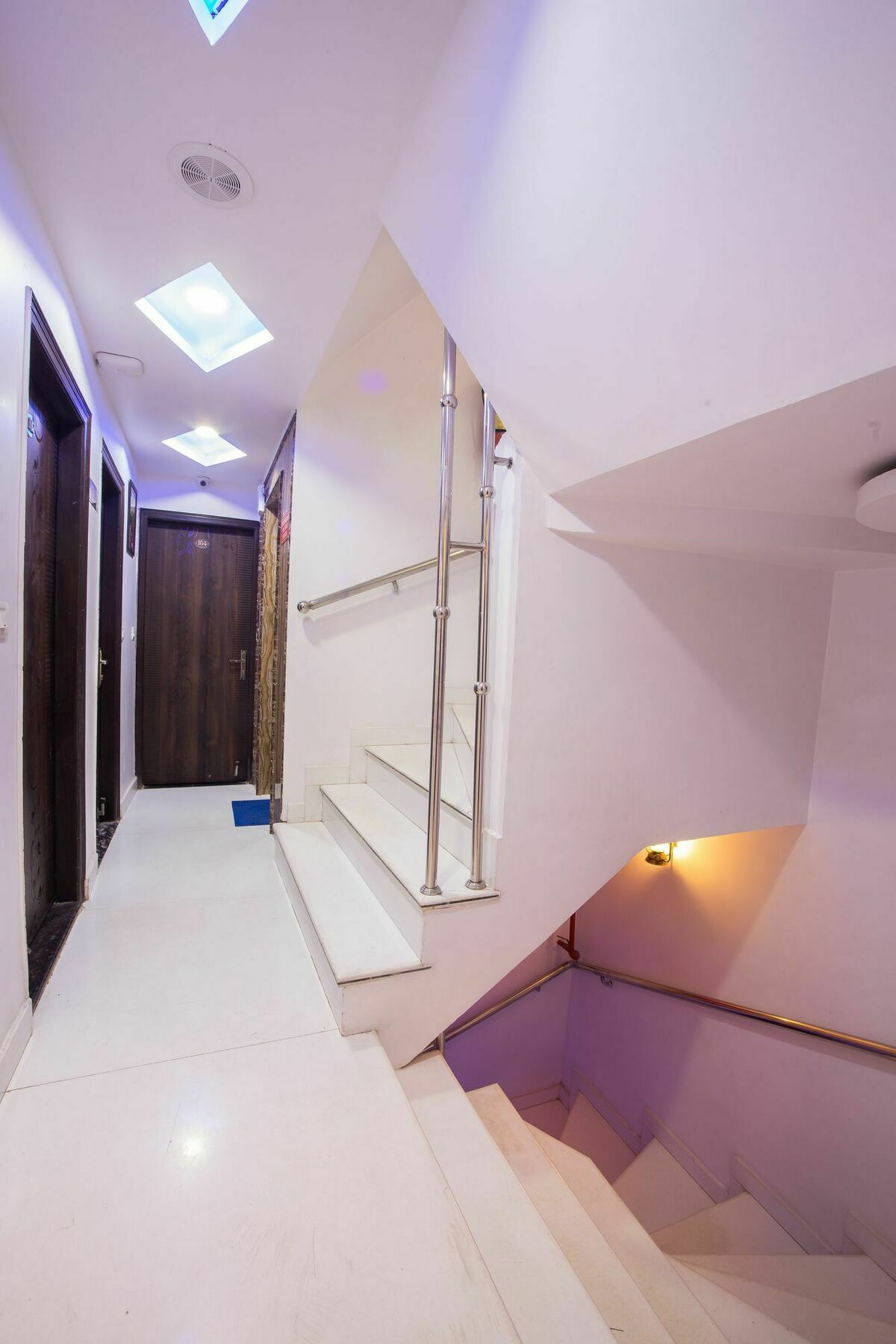 Hotel Sarthak Palace - By Pooja Hospitality New Delhi Extérieur photo