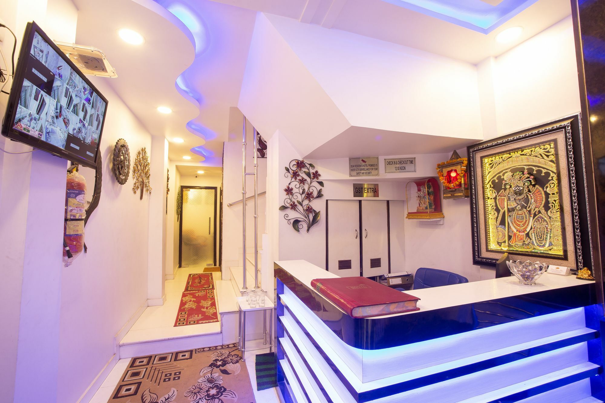 Hotel Sarthak Palace - By Pooja Hospitality New Delhi Extérieur photo