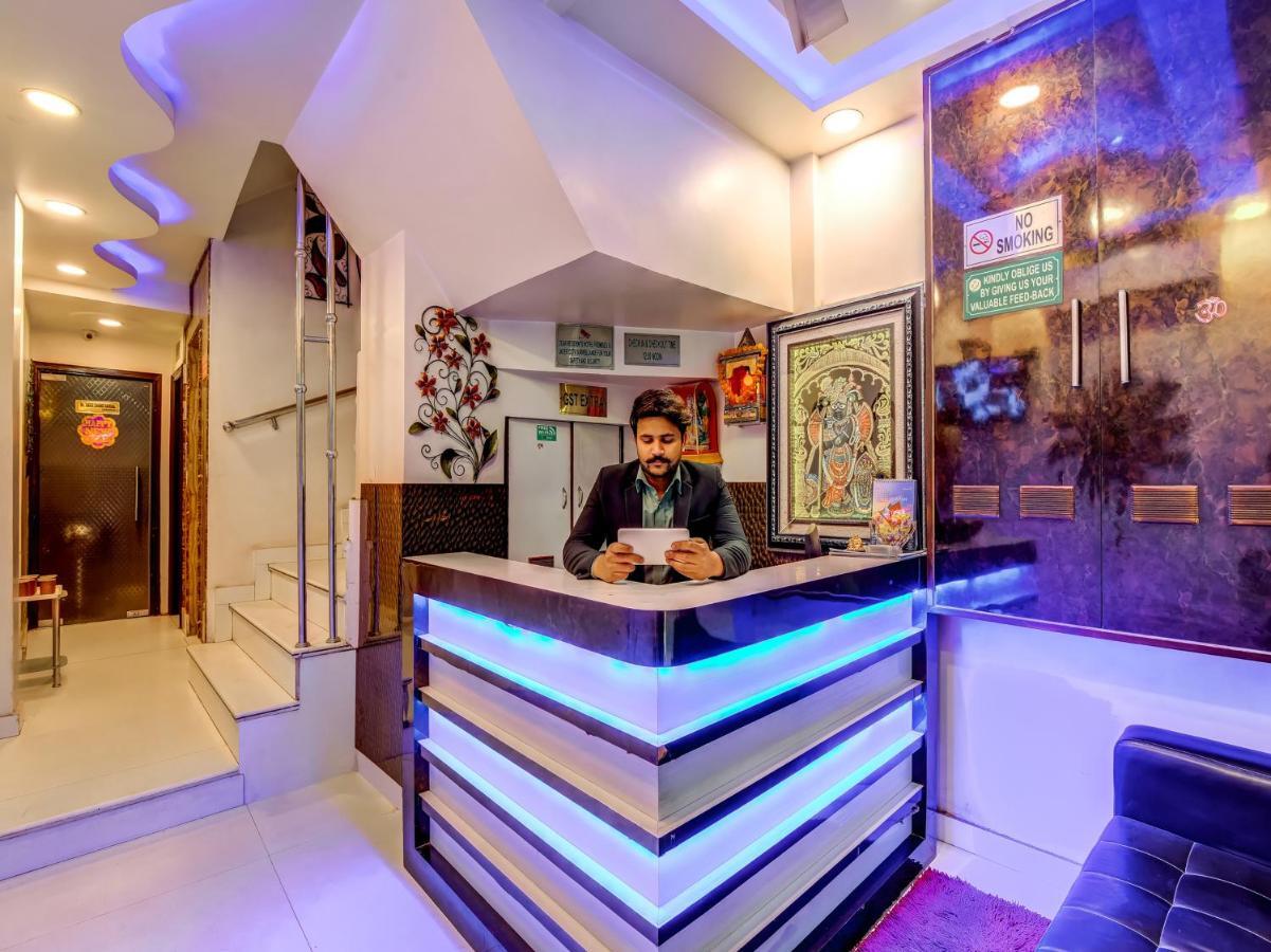 Hotel Sarthak Palace - By Pooja Hospitality New Delhi Extérieur photo