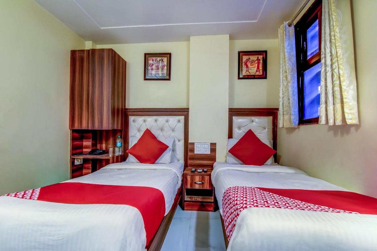 Hotel Sarthak Palace - By Pooja Hospitality New Delhi Extérieur photo