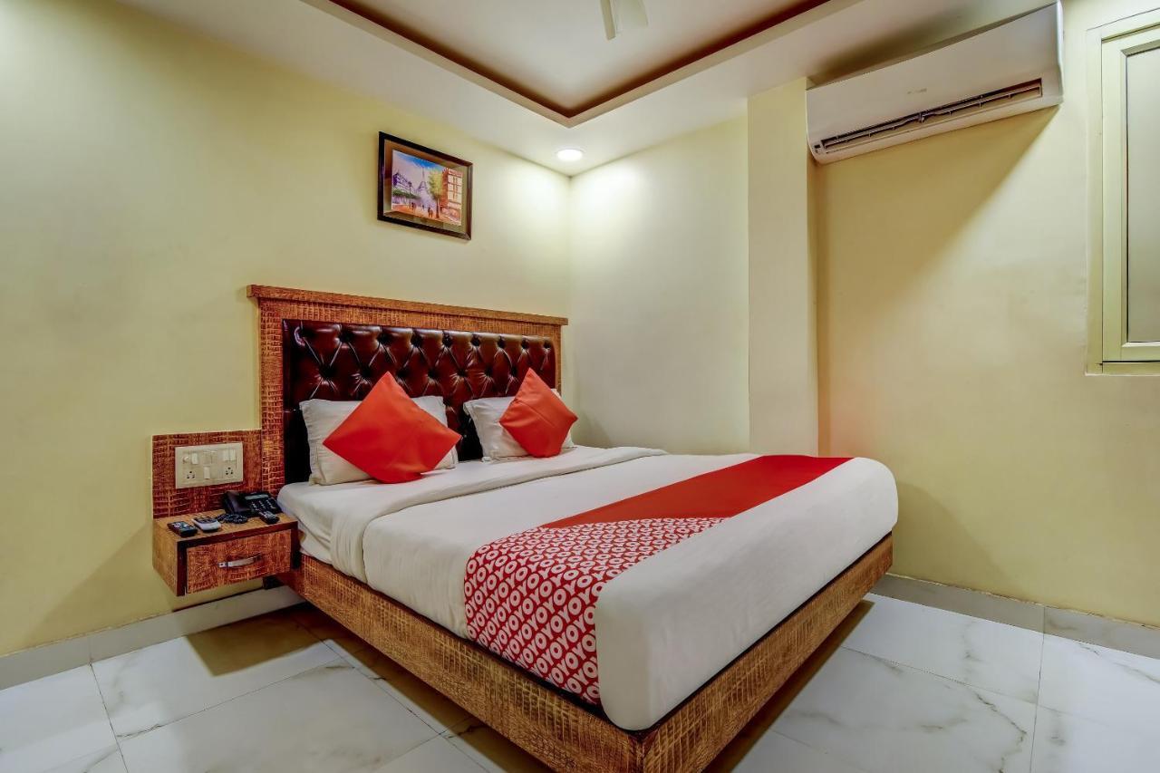 Hotel Sarthak Palace - By Pooja Hospitality New Delhi Extérieur photo
